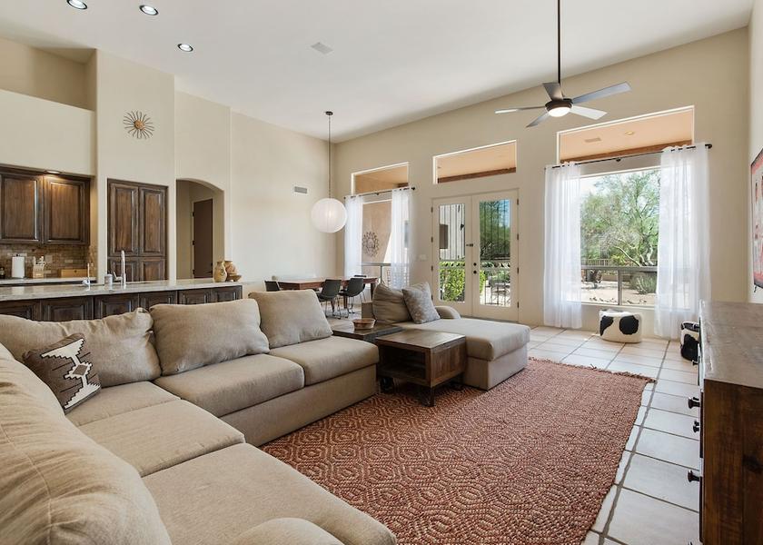 Arizona Cave Creek Living Area