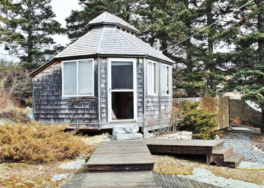 Connecticut Stonington Exterior Detail