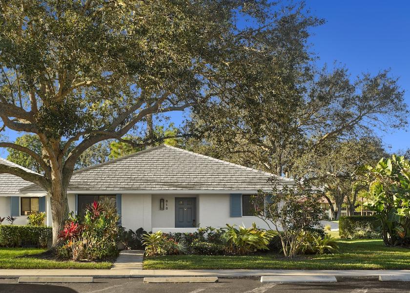 Florida Palm Beach Gardens Exterior Detail