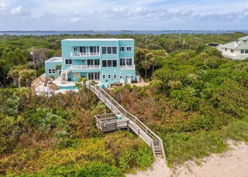 Florida Melbourne Beach Property Grounds