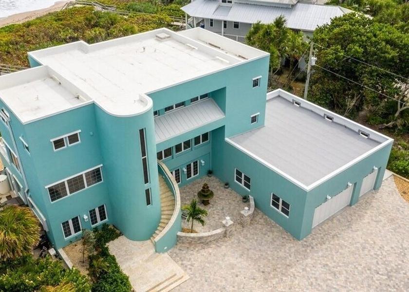 Florida Melbourne Beach Property Grounds