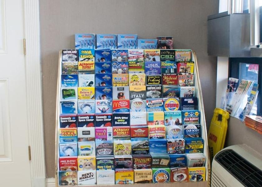 Florida St. Cloud Interior Entrance