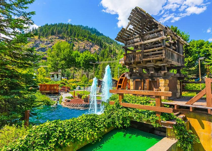 Washington Leavenworth Exterior Detail