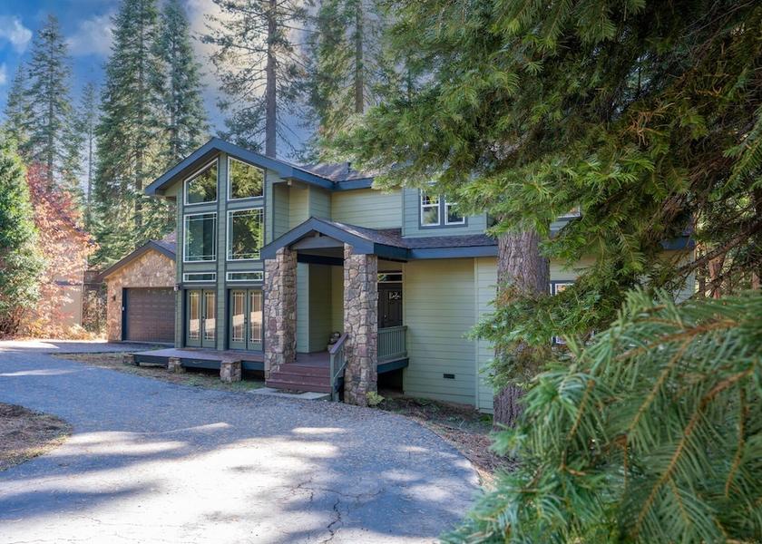 California Shaver Lake Exterior Detail