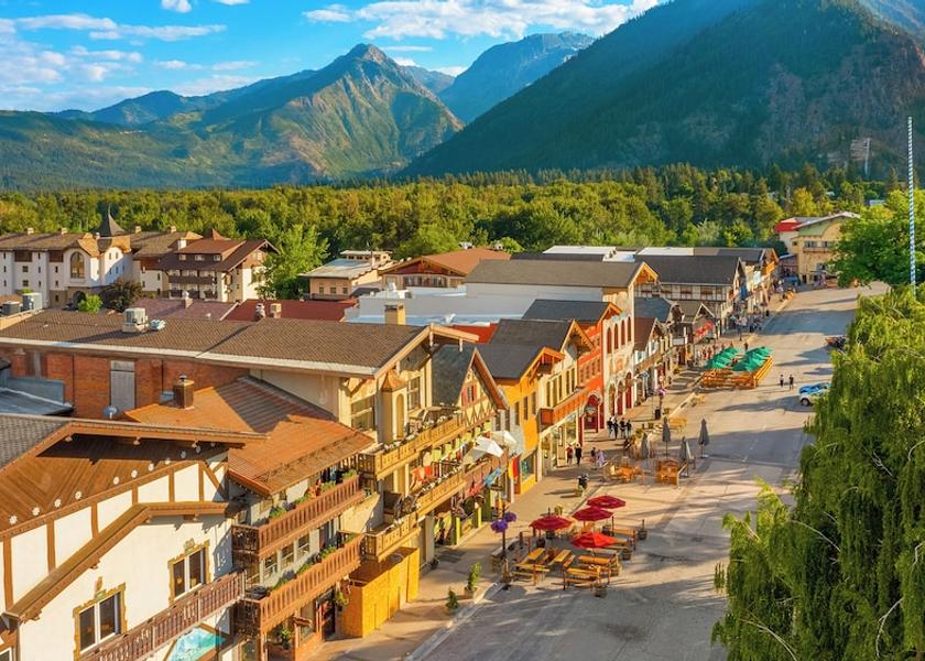 Washington Leavenworth Exterior Detail