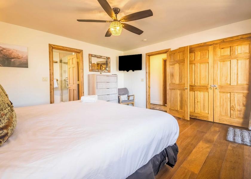 California Big Bear City Interior Entrance