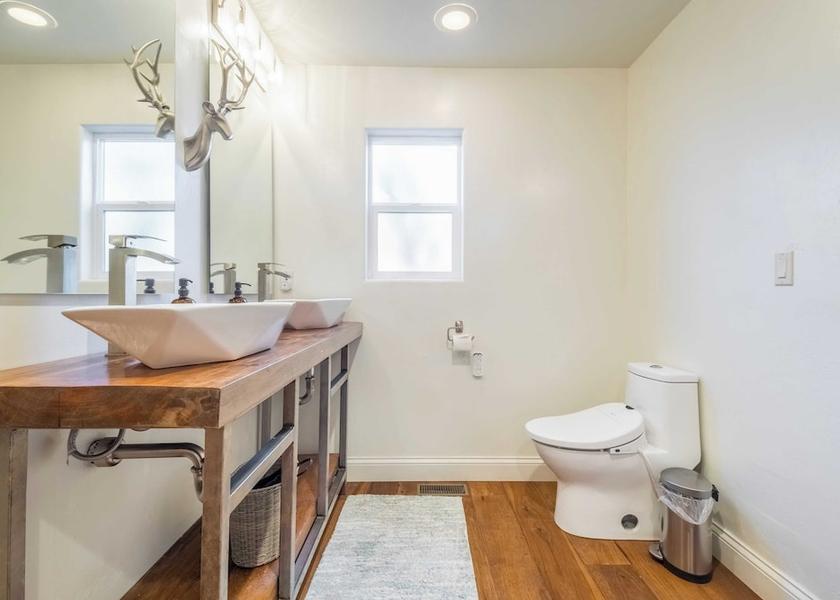 California Big Bear City Interior Entrance