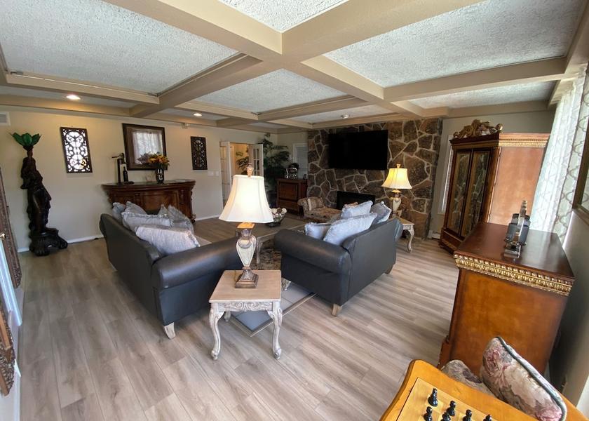 Montana Butte Living Area