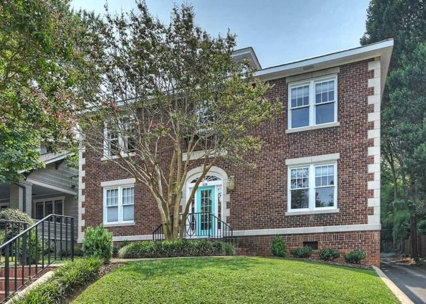 Michigan Charlotte Exterior Detail