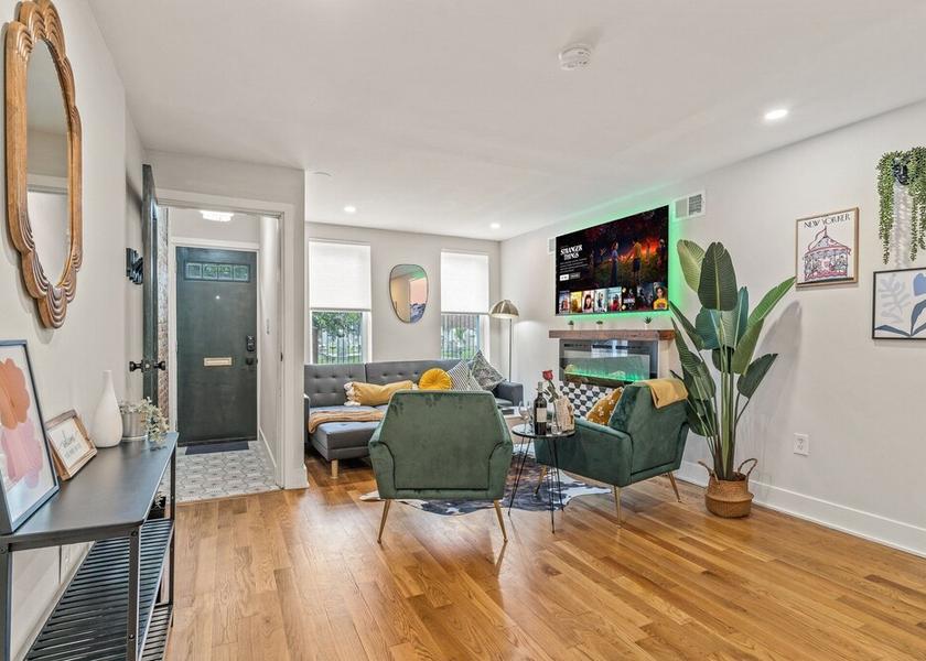 Pennsylvania Philadelphia Living Area