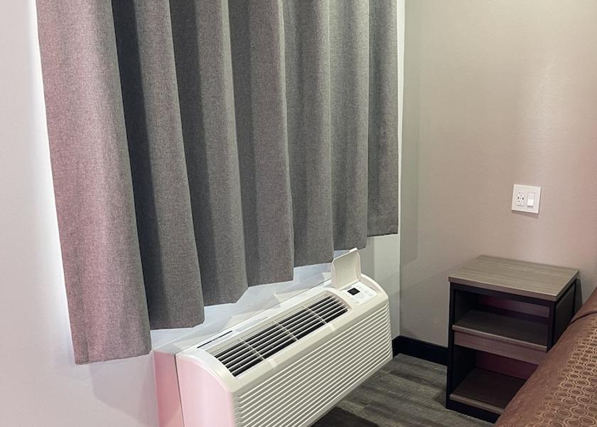 California Anaheim Room