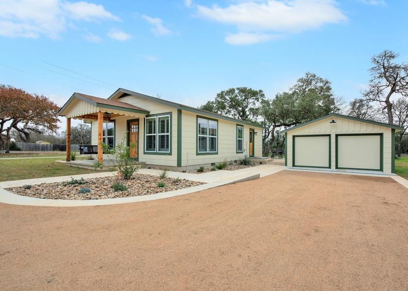 Texas Dripping Springs Exterior Detail