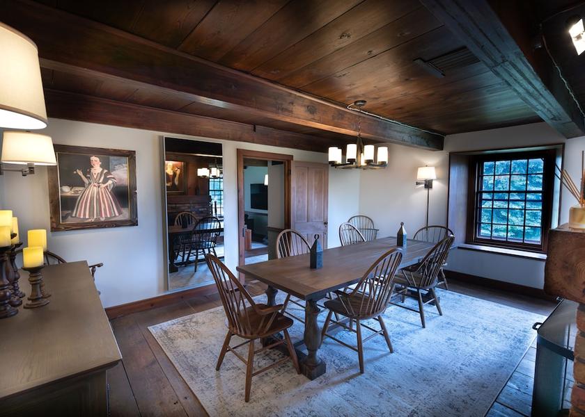 New York Selkirk Interior Entrance