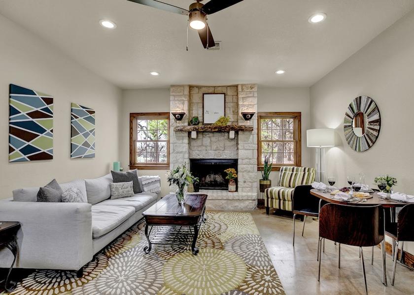 Virginia Fredericksburg Living Area