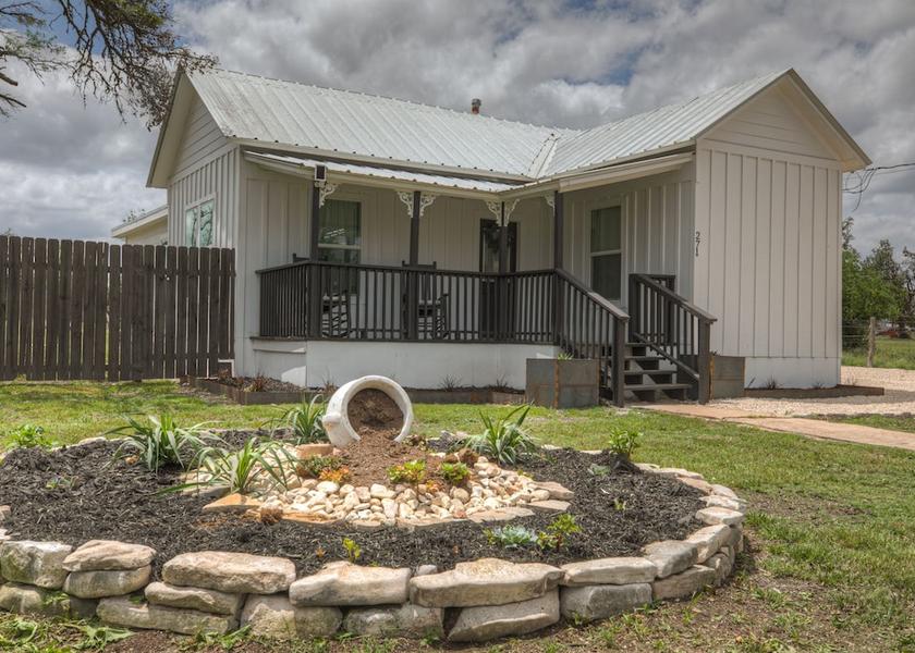 Kansas Harper Property Grounds