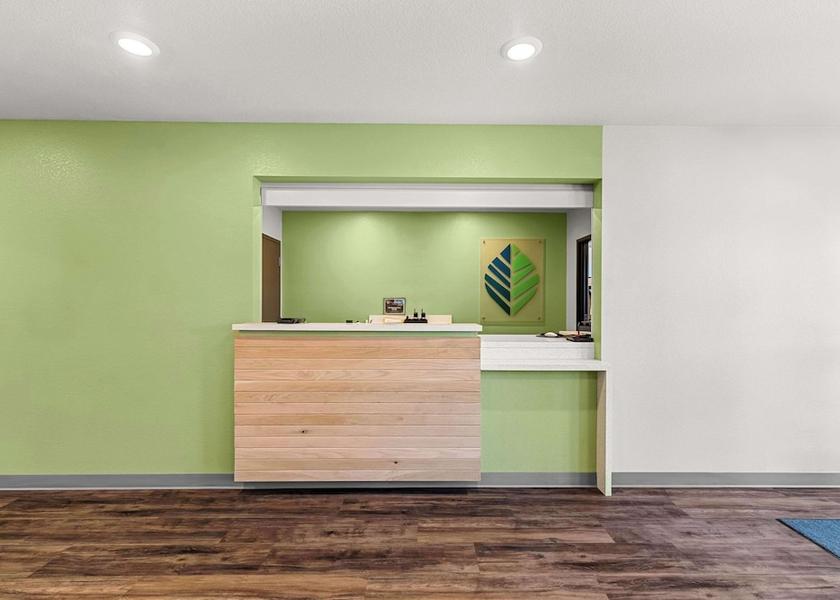 California Corona Lobby