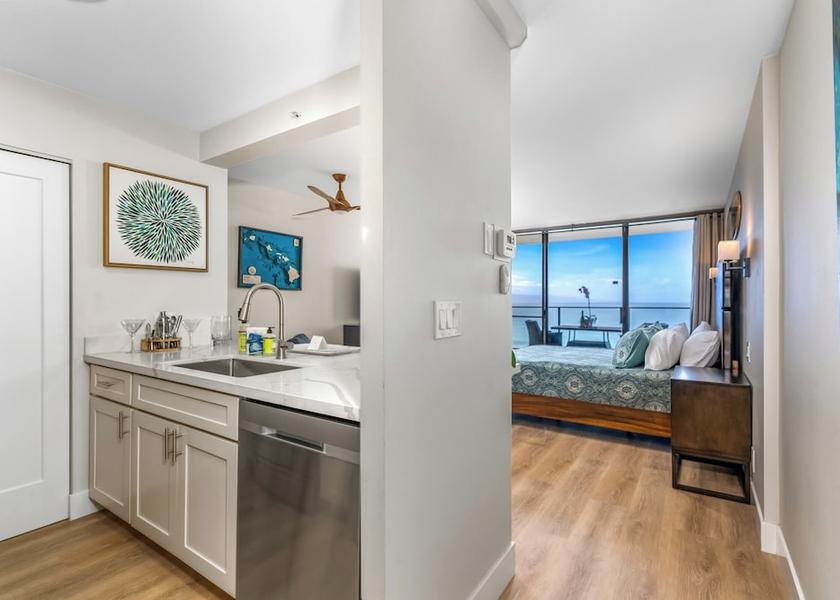 Hawaii Lahaina Kitchen