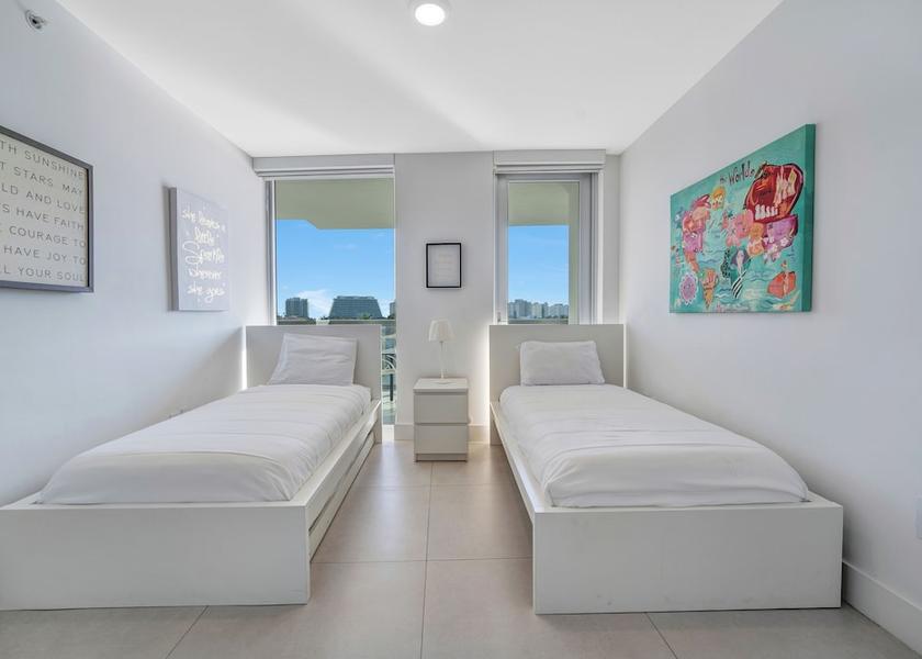 Florida Bay Harbor Islands Room