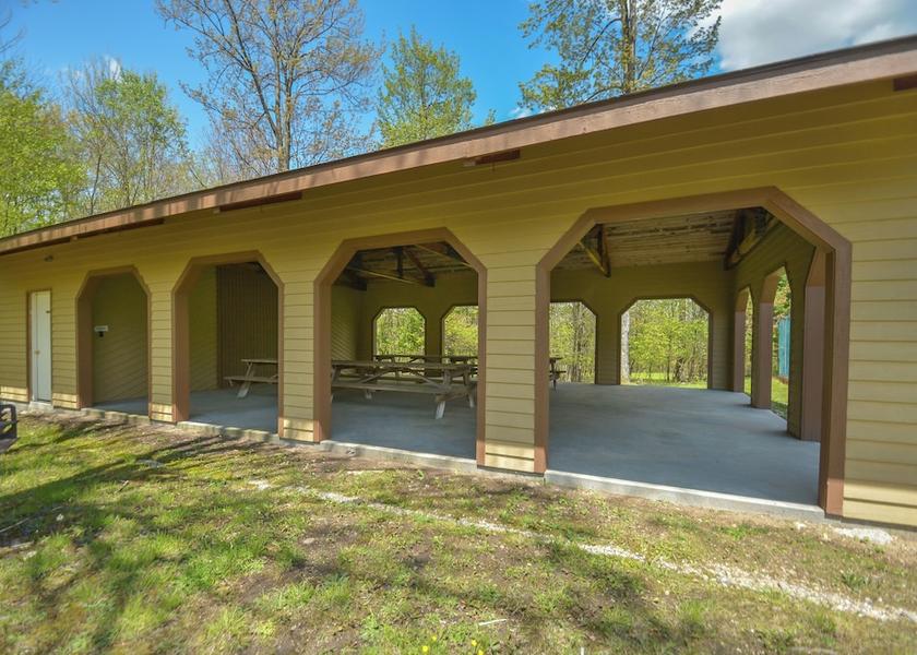 Tennessee Oakland Amenity