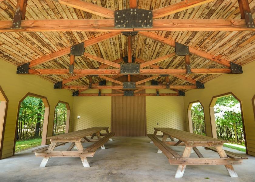 Tennessee Oakland Amenity