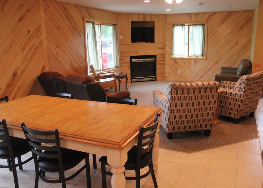 Minnesota Baudette Living Area