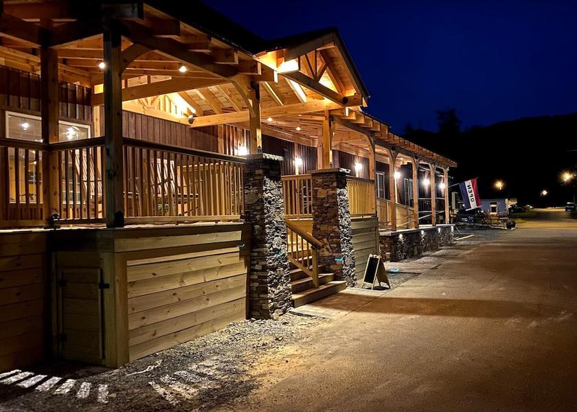 Virginia Damascus Primary image