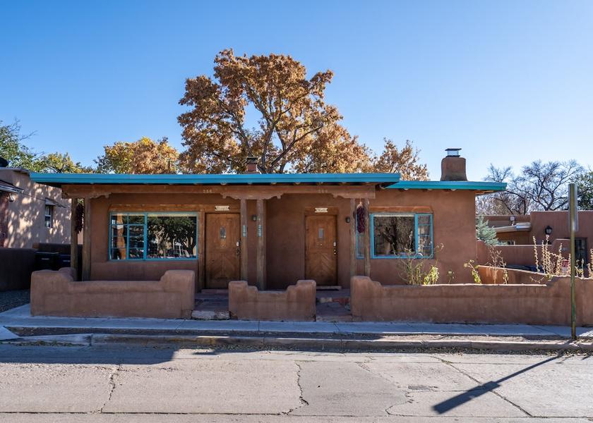 New Mexico Santa Fe Property Grounds