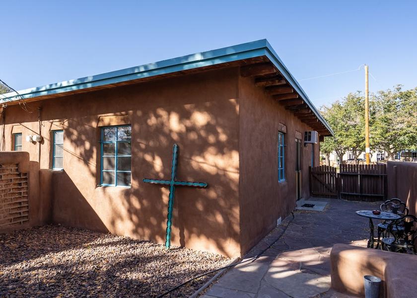 New Mexico Santa Fe Property Grounds