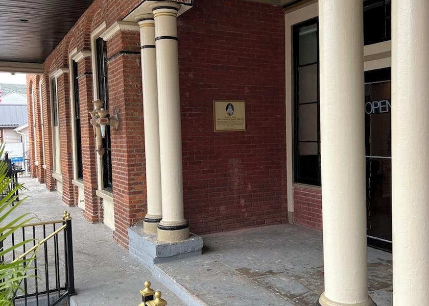 Pennsylvania Lock Haven Facade