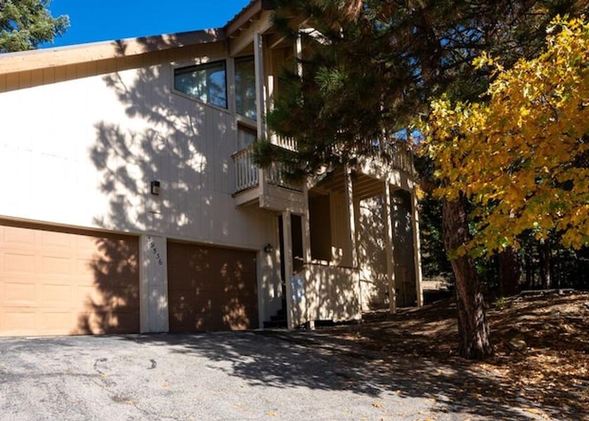 California Shaver Lake Exterior Detail