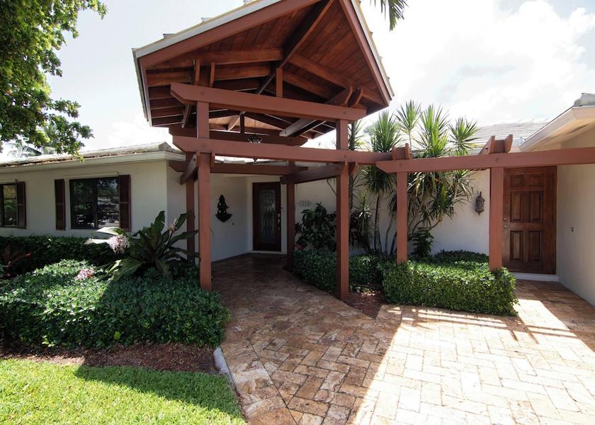 Florida Delray Beach Exterior Detail