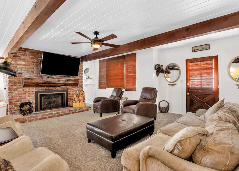 California Shaver Lake Living Area