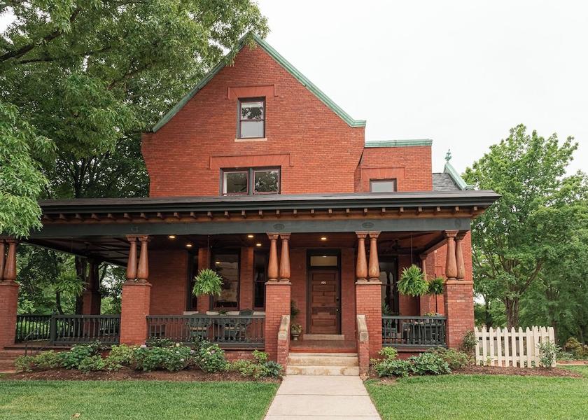 North Carolina Winston-Salem Exterior Detail