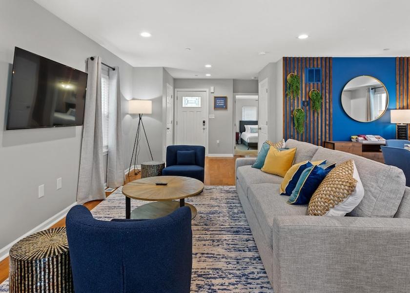Maryland Glen Burnie Room