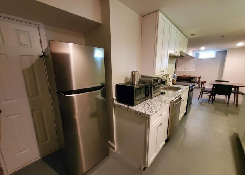 Virginia Leesburg Room