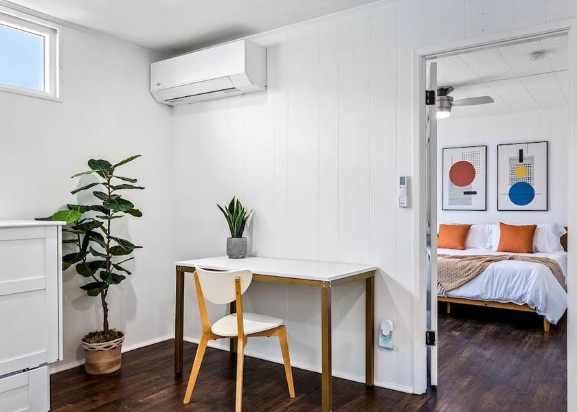 California Palm Springs Room