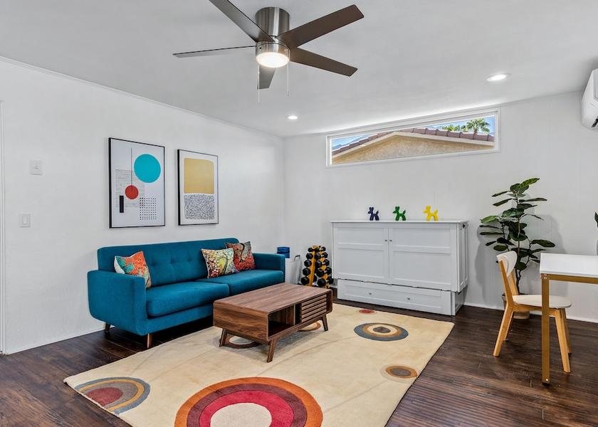 California Palm Springs Living Area