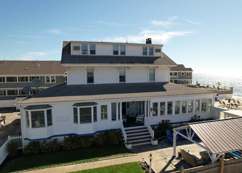 Massachusetts Dennis Port Front of property