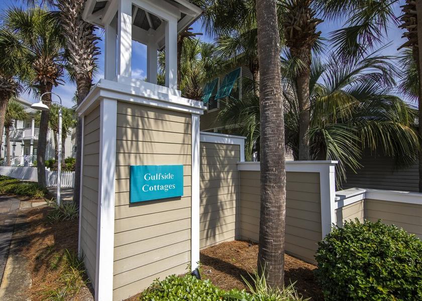 Florida Miramar Beach Exterior Detail