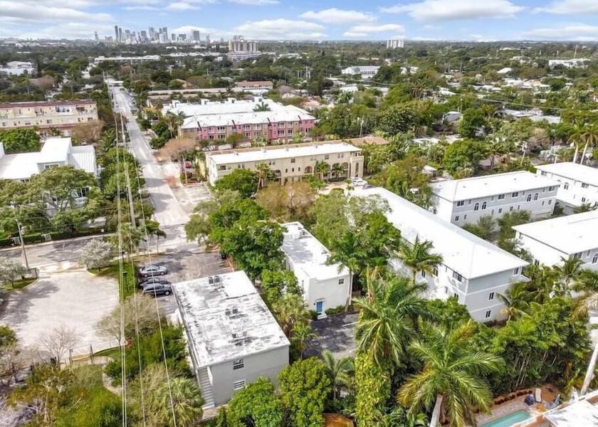 Florida Wilton Manors Room