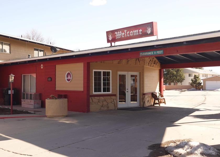 Nebraska Scottsbluff Facade