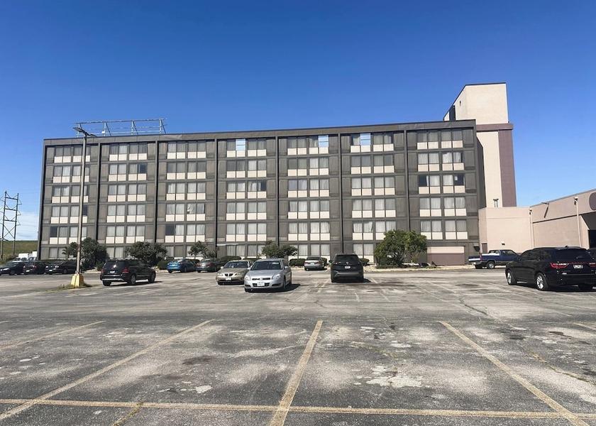 Iowa Cedar Rapids Facade