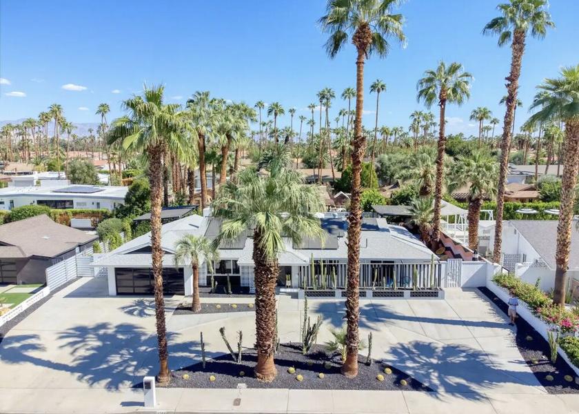 California Palm Springs Exterior Detail