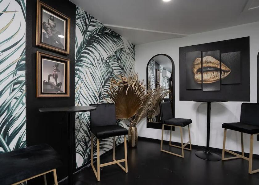 California Palm Springs Living Area