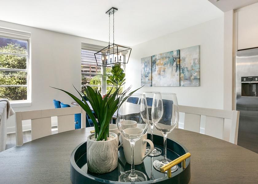 Louisiana New Orleans In-Room Dining