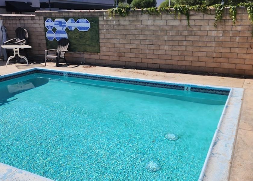 California Ontario Pool