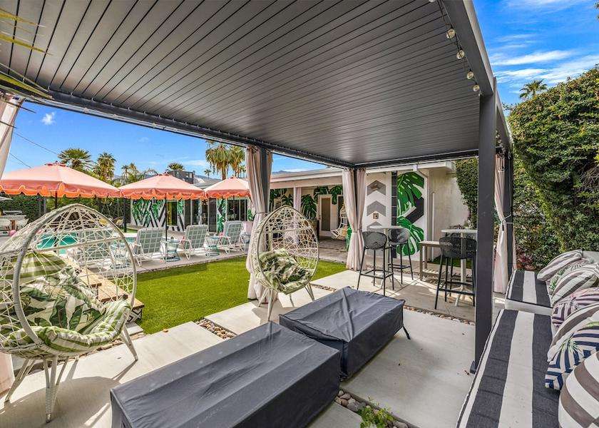 California Palm Springs Terrace