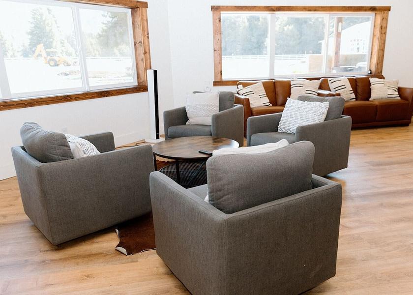 Maryland Easton Interior Entrance