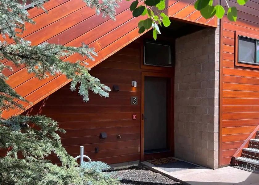 Colorado Aspen Facade