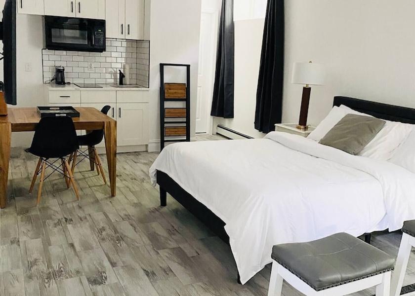 New York Staten Island Room